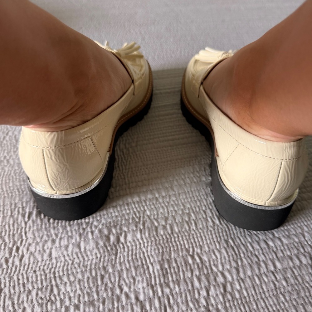 NEW Franco Sarto Carol Women's Cream‎ Patent Tassel Lug Sole Loafers Size 6.5M - Picture 5 of 8